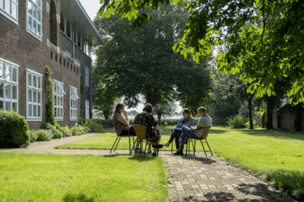 slapen-in-het-klooster-heiloo-690x460